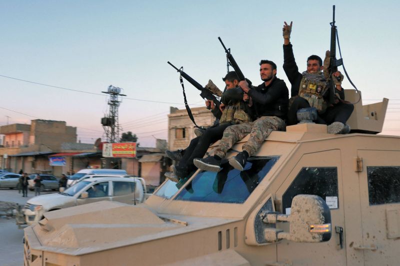 Les forces kurdes traquent les jihadistes après l’attaque de la prison de Ghwayran