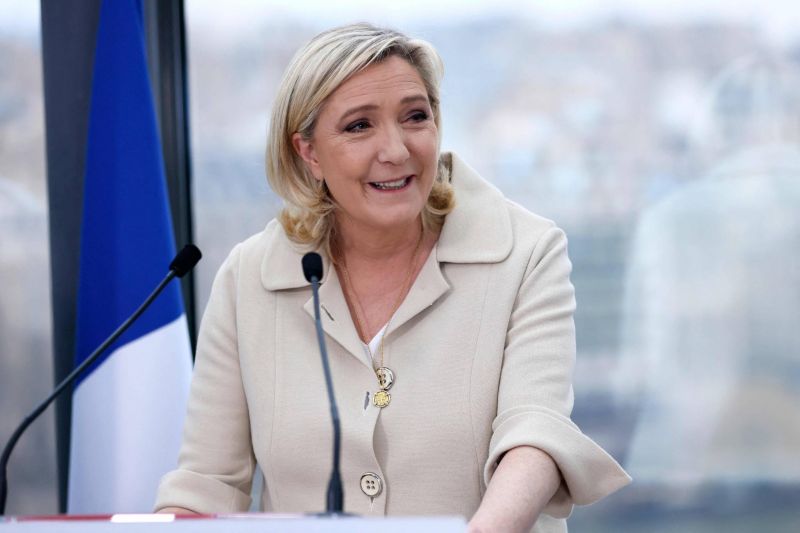 Jean-Marie Le Pen soutient 
