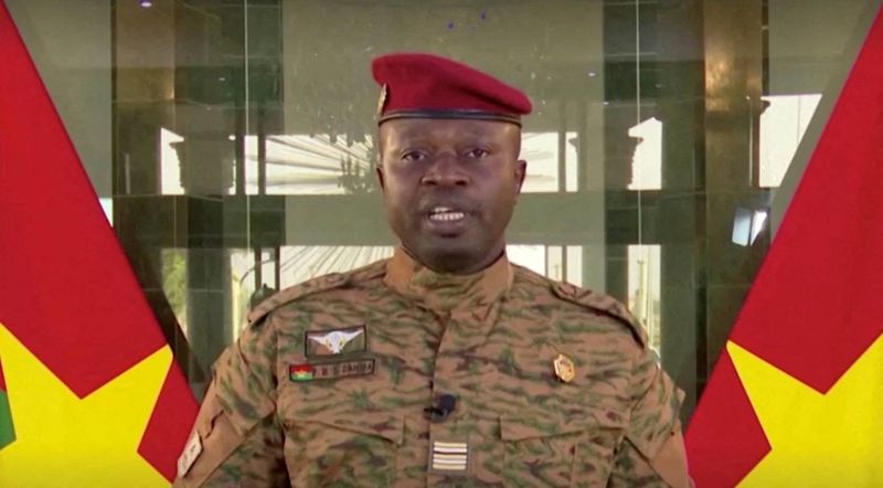 L'Union africaine suspend le Burkina Faso après le coup d'Etat