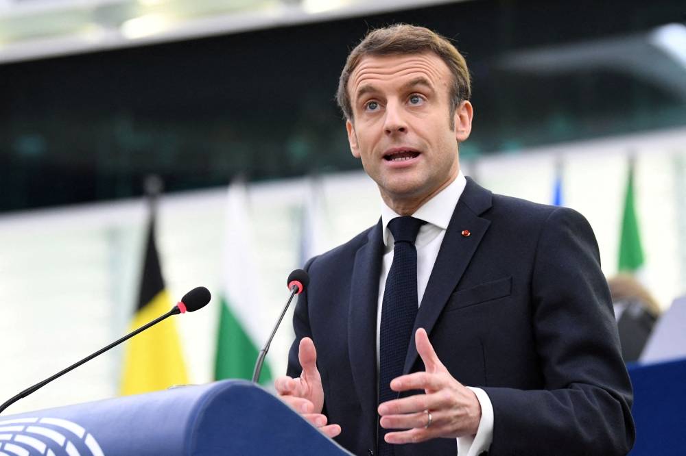 Macron échange avec Johnson et Stoltenberg avant Moscou et Kiev