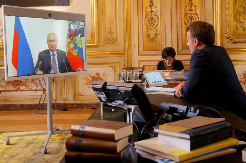 Poutine et Macron ont évoqué par téléphone les ''garanties de sécurité ...