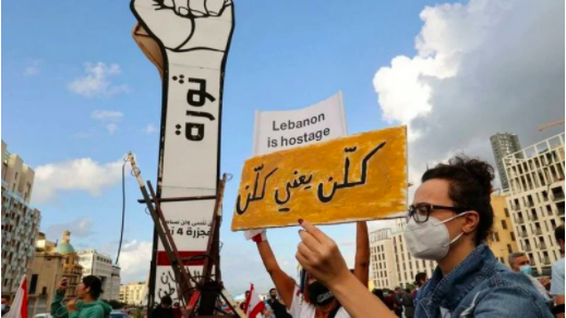Will Hariri’s withdrawal from the political scene serve Lebanon’s opposition forces?