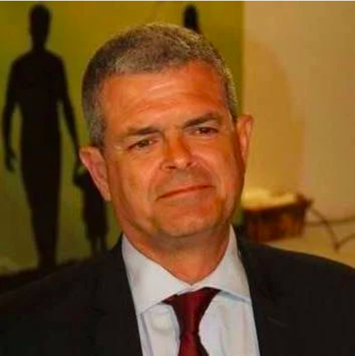 Retired officer Khalil Helou announces his candidacy for Baabda
