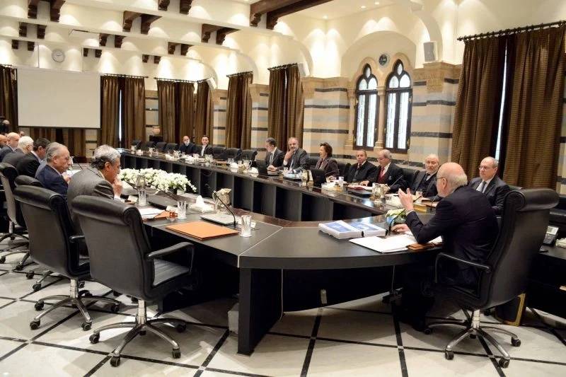 Cabinet to meet in Baabda next week to approve 2022 budget: Halabi