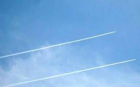 Un avion israélien franchit le mur du son dans le ciel libanais, des habitants inquiétés par la déflagration Un avion israélien franchit le mur du son dans le ciel libanais, des habitants inquiétés par la déflagration