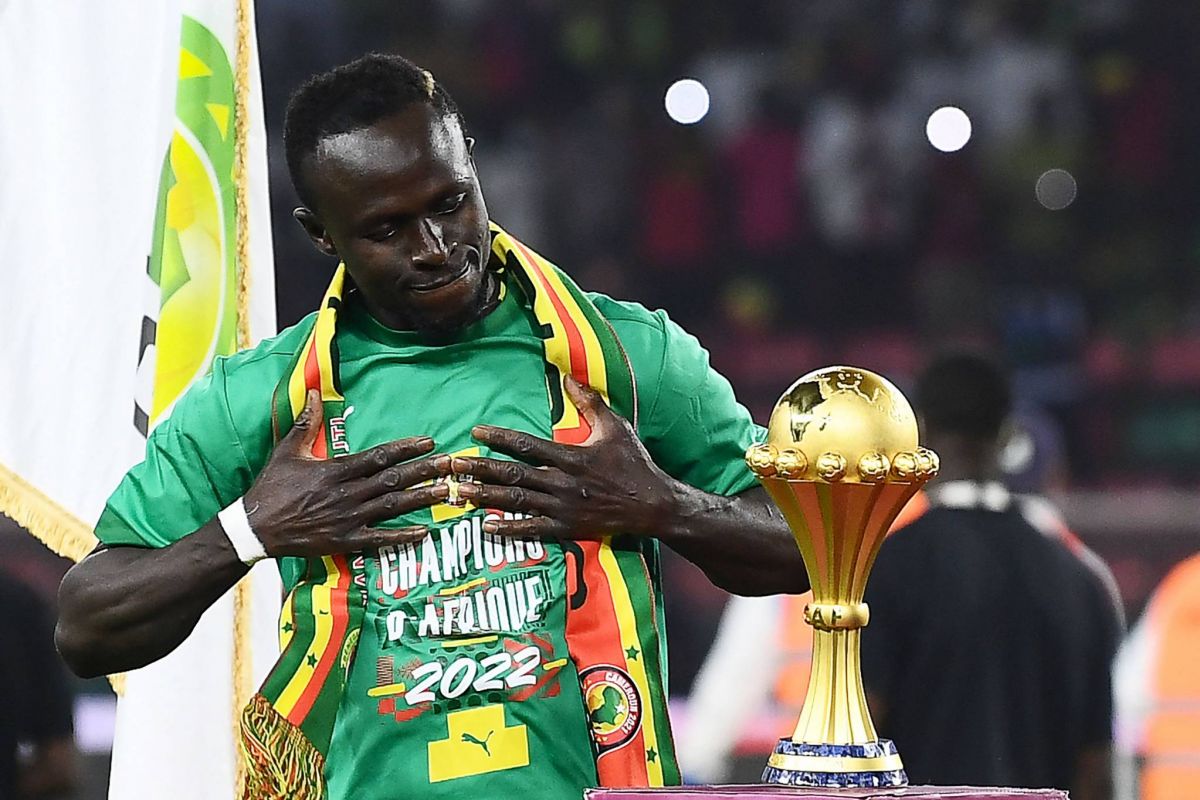 Le sacre de Mané, les larmes de Salah