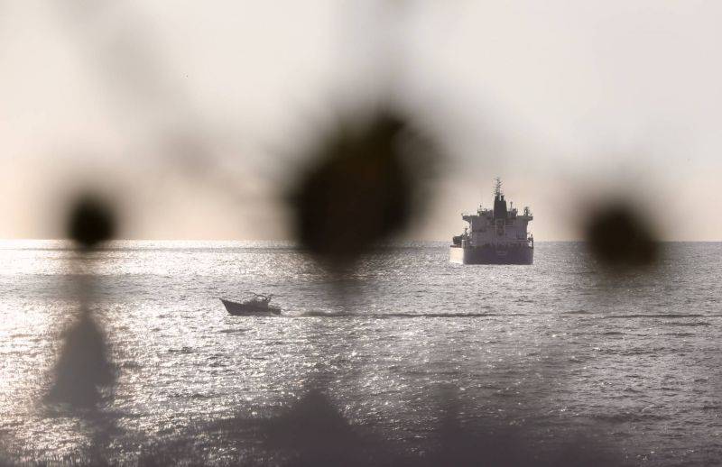 Le navire accidenté au large de Amchit 