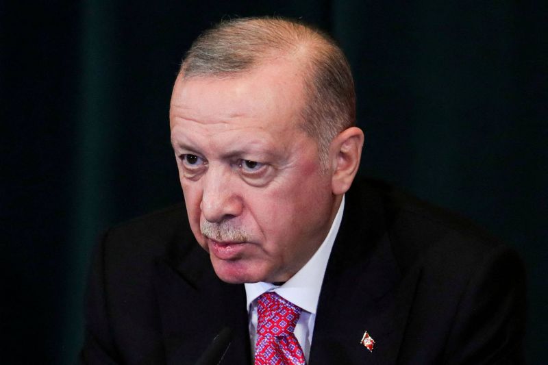 Le président turc aux Emirats, des accords en vue