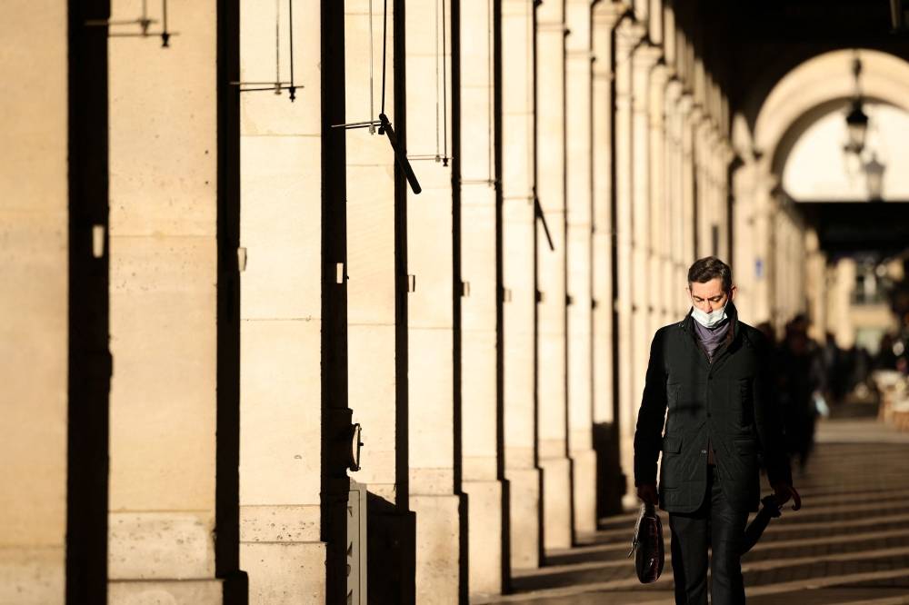 Fin de l'obligation du masque dans les lieux clos le 28 février