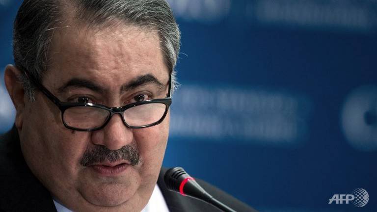 Les cartes rebattues après la suspension d'un des deux favoris