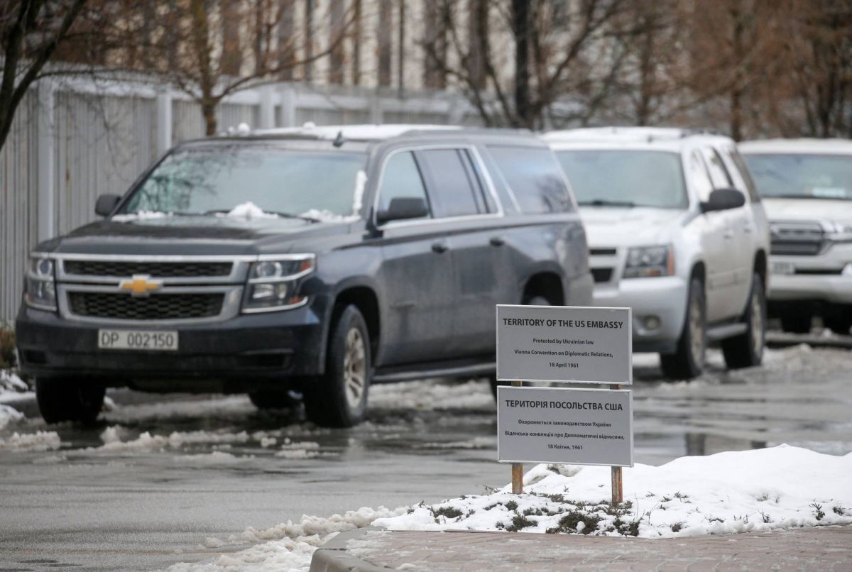 Washington ordonne le retrait de la majorité de son personnel à l'ambassade de Kiev