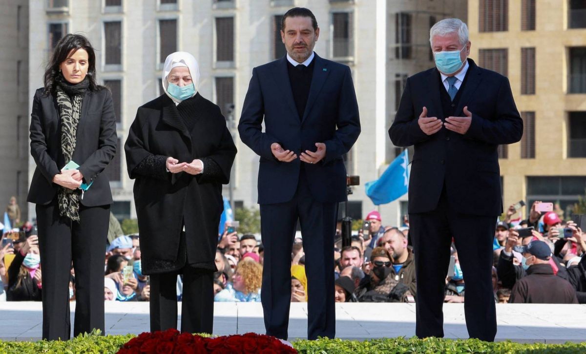 Saad Hariri commémore à Beyrouth le 17e anniversaire de l'assassinat de son père en se recueillant en silence
