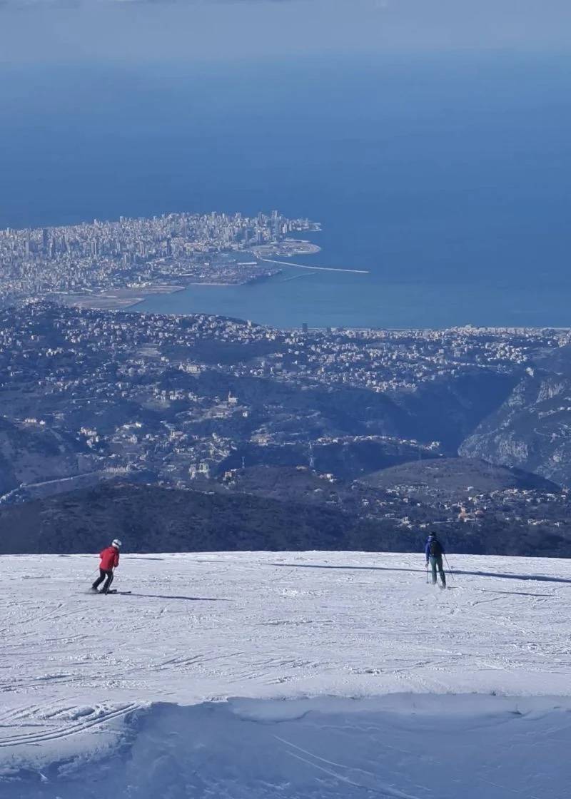 Kfar Zebian municipality seeks to limit number of buses, vans in popular ski resort area