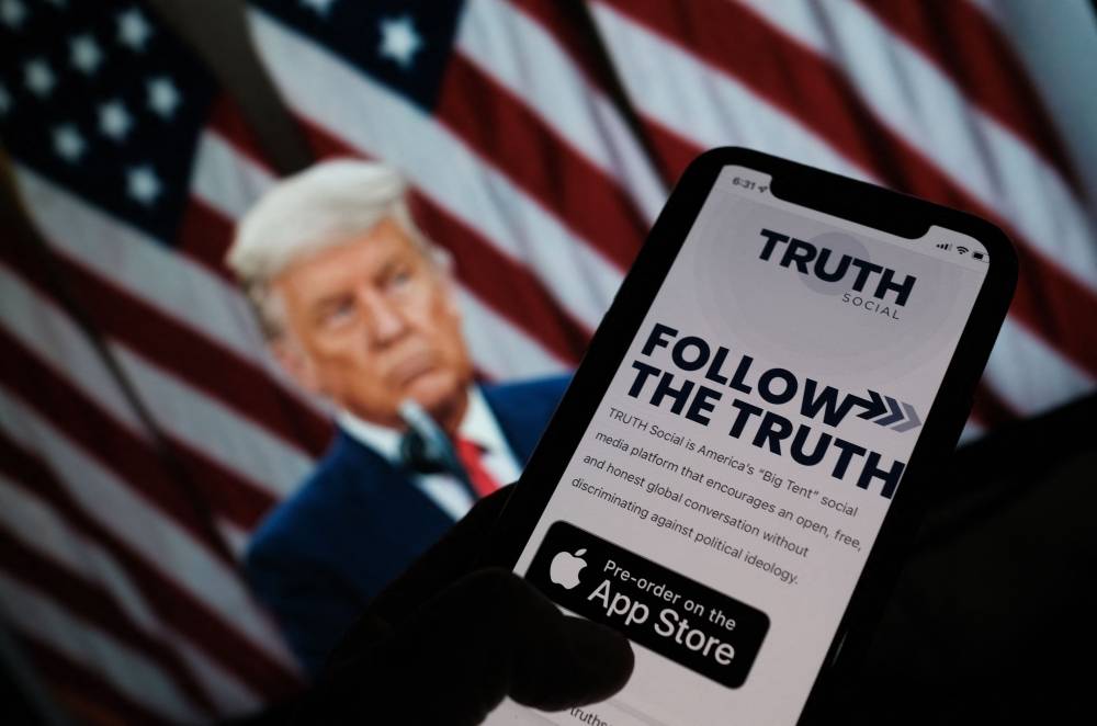 Victime de son succès, le réseau social de Trump peine à répondre à la demande
