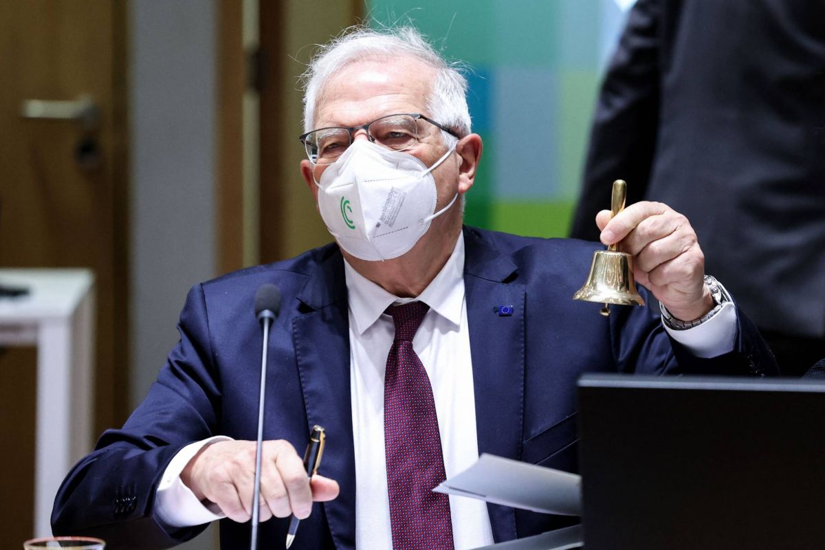 L'UE va décider mardi de premières sanctions contre la Russie