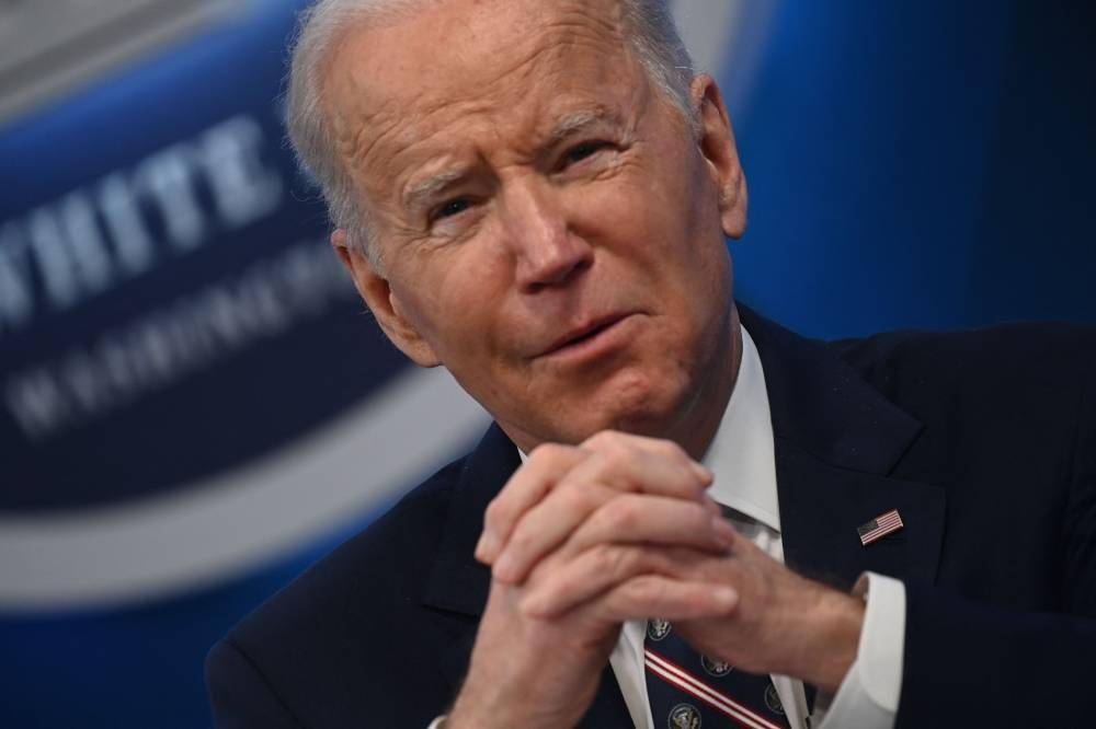Biden dénonce 