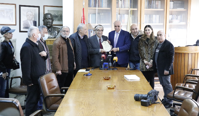Kossaïfi honore Abou Salim au siège du syndicat des rédacteurs
