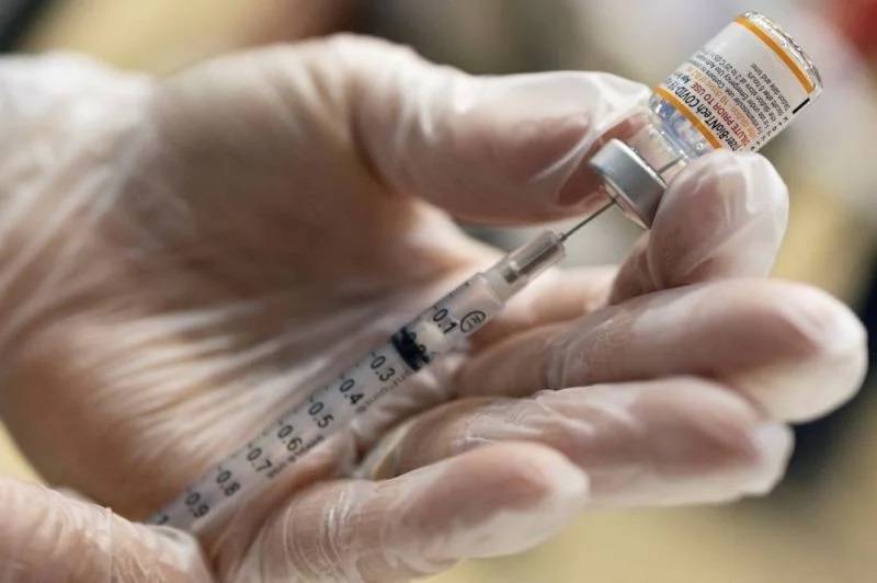 Le nombre de décès et de contaminations quotidiennes toujours en baisse