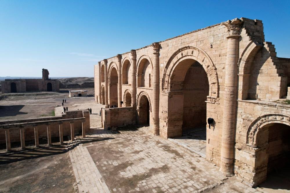 Restauration de trois sculptures détruites par les jihadistes de l'EI