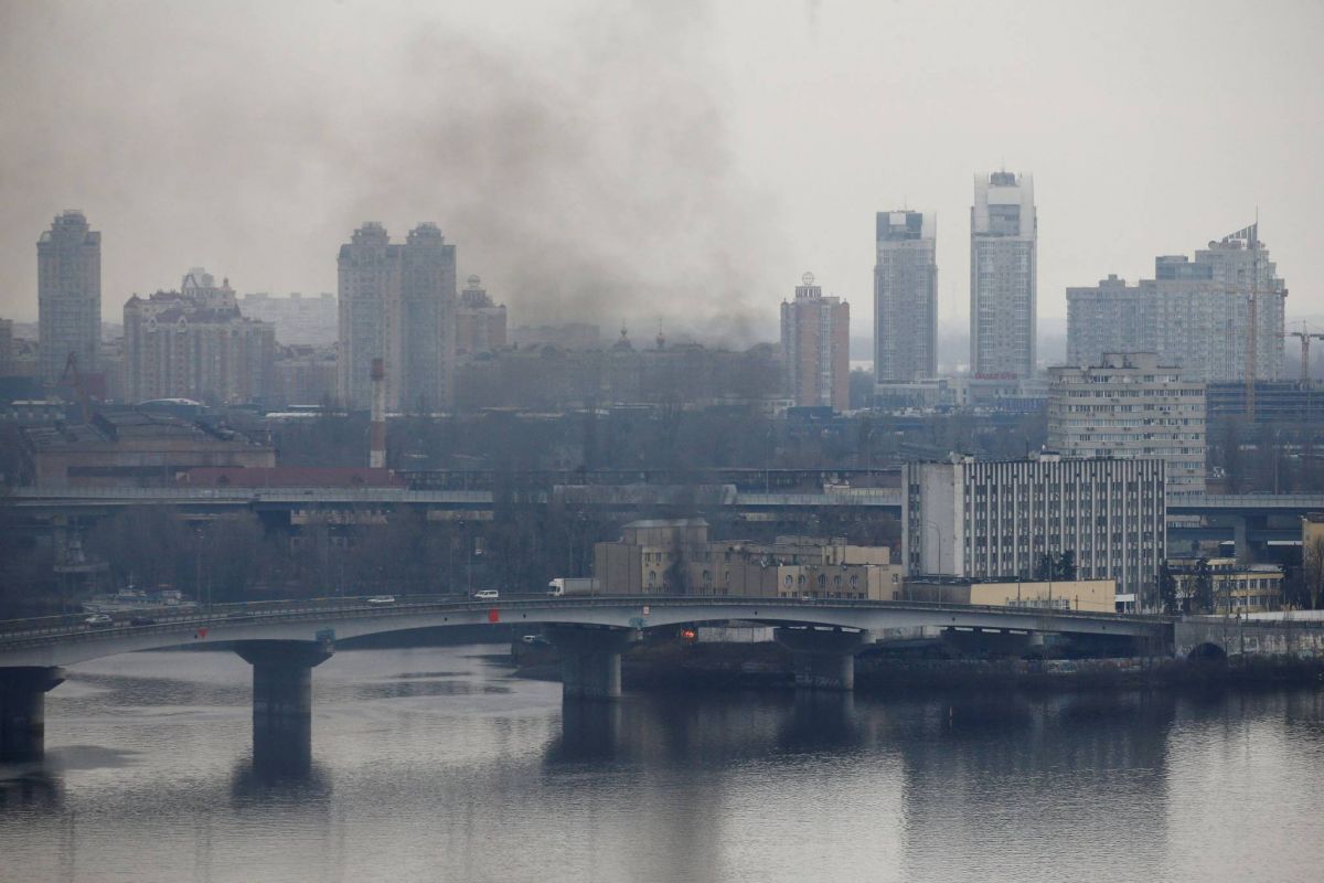 La Russie de Poutine envahit l'Ukraine, prise de la centrale de Tchernobyl