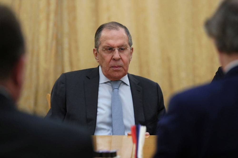 Moscou promet une riposte 