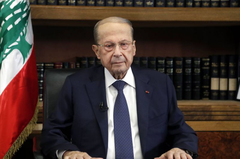 Aoun se démarque de la position officielle libanaise et se contente d'un appel au dialogue