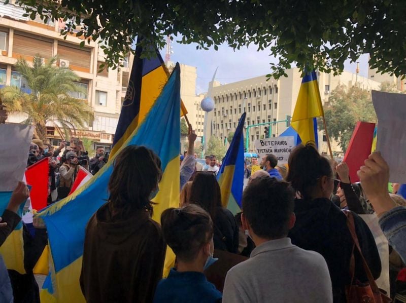 Dozens of Ukrainians protest in front of Russian Embassy in Beirut