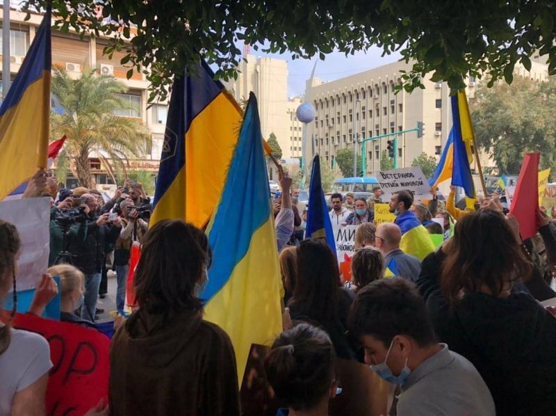 Russian invasion of Ukraine stirs both tensions and solidarity among Lebanon's Ukrainian and Russian diaspora