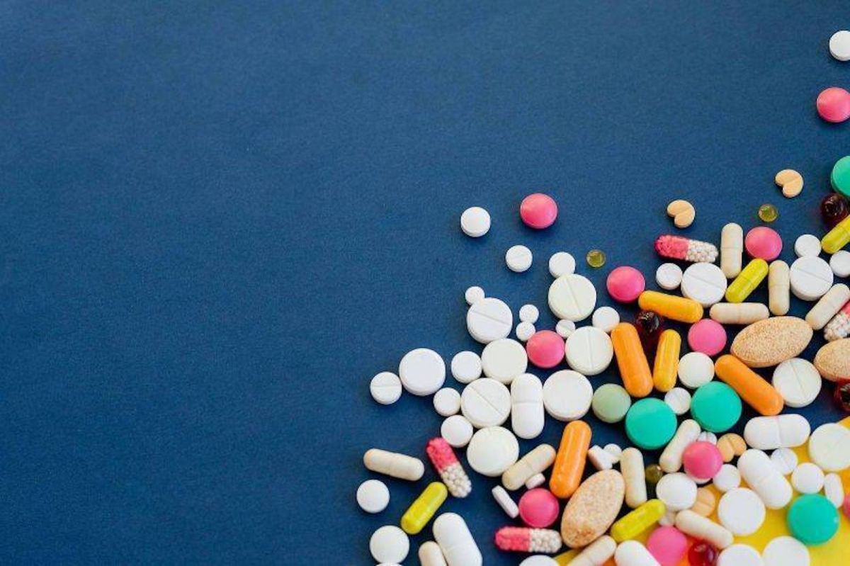 Compounding crises push growing number of Lebanese to self-medicate Compounding crises push growing number of Lebanese to self-medicate