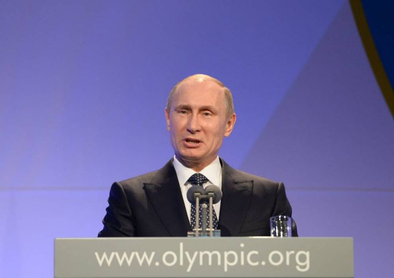 Poutine dit à Macron vouloir la Crimée, la 