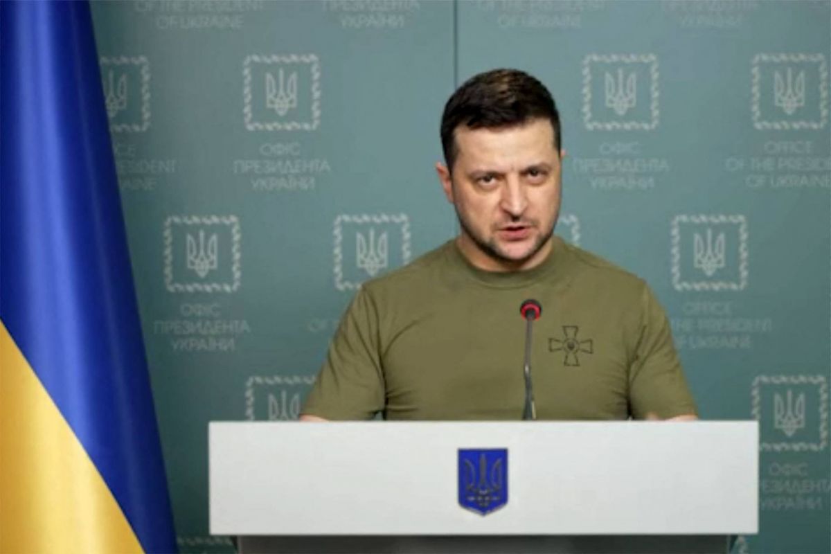 Les Russes se préparent à bombarder le port d'Odessa, selon Zelensky