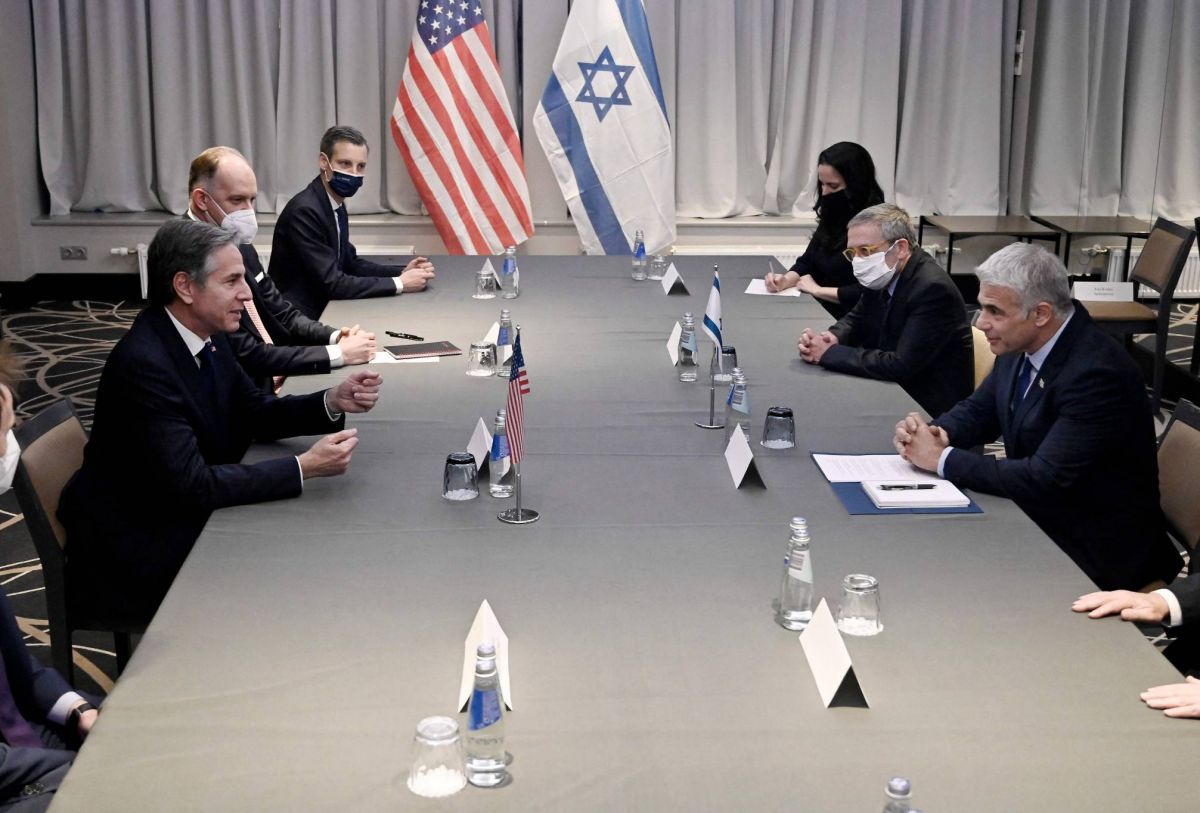 Les chefs de la diplomatie américaine et israélienne à Riga pour évoquer l'Ukraine et l'Iran Les chefs de la diplomatie américaine et israélienne à Riga pour évoquer l'Ukraine et l'Iran