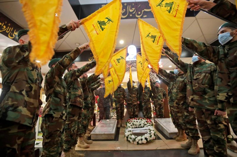 Nasrallah fustige les autorités et accuse implicitement le camp aouniste de se soumettre aux USA