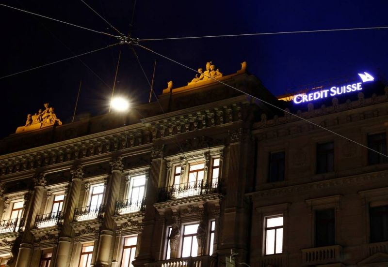 Société générale et Credit Suisse suspendent leurs opérations de financement du négoce de matières premières en Russie