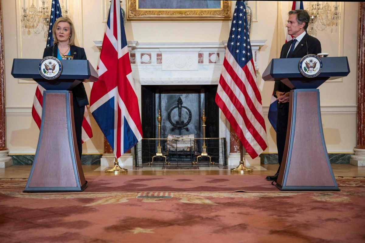 Londres appelle l'ensemble du G7 à interdire les importations de pétrole russe