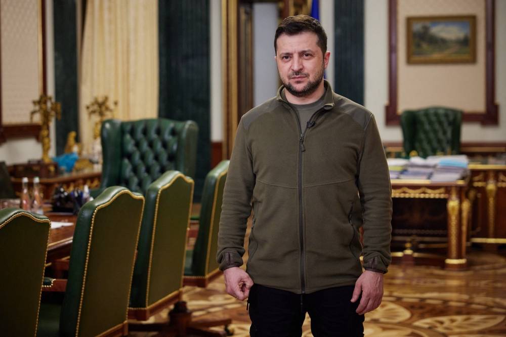 Zelensky réclame une zone d'exclusion aérienne, sinon 