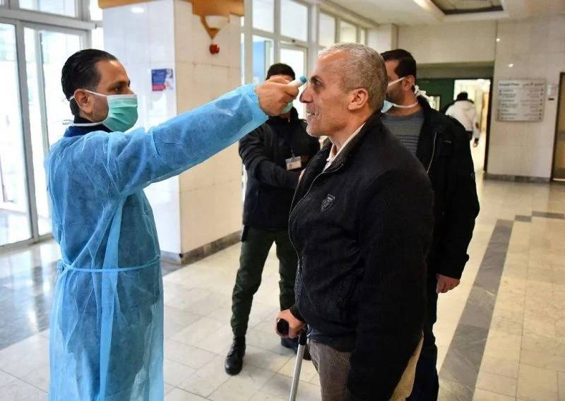 Huit décès et 614 nouvelles contaminations en 24h