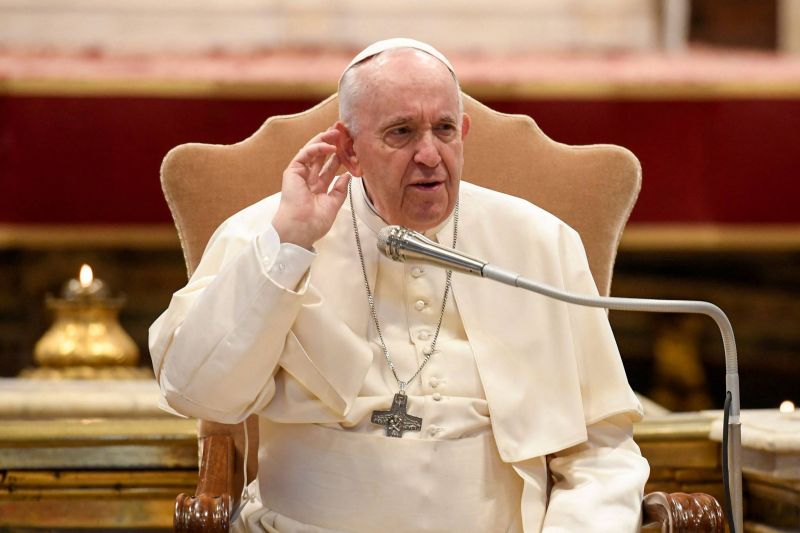 Le pape dit au patriarche russe d'éviter 