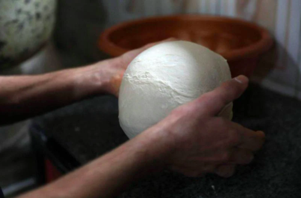 Economy Ministry hikes bread prices, blaming lack of subsidies on sugar and yeast Economy Ministry hikes bread prices, blaming lack of subsidies on sugar and yeast