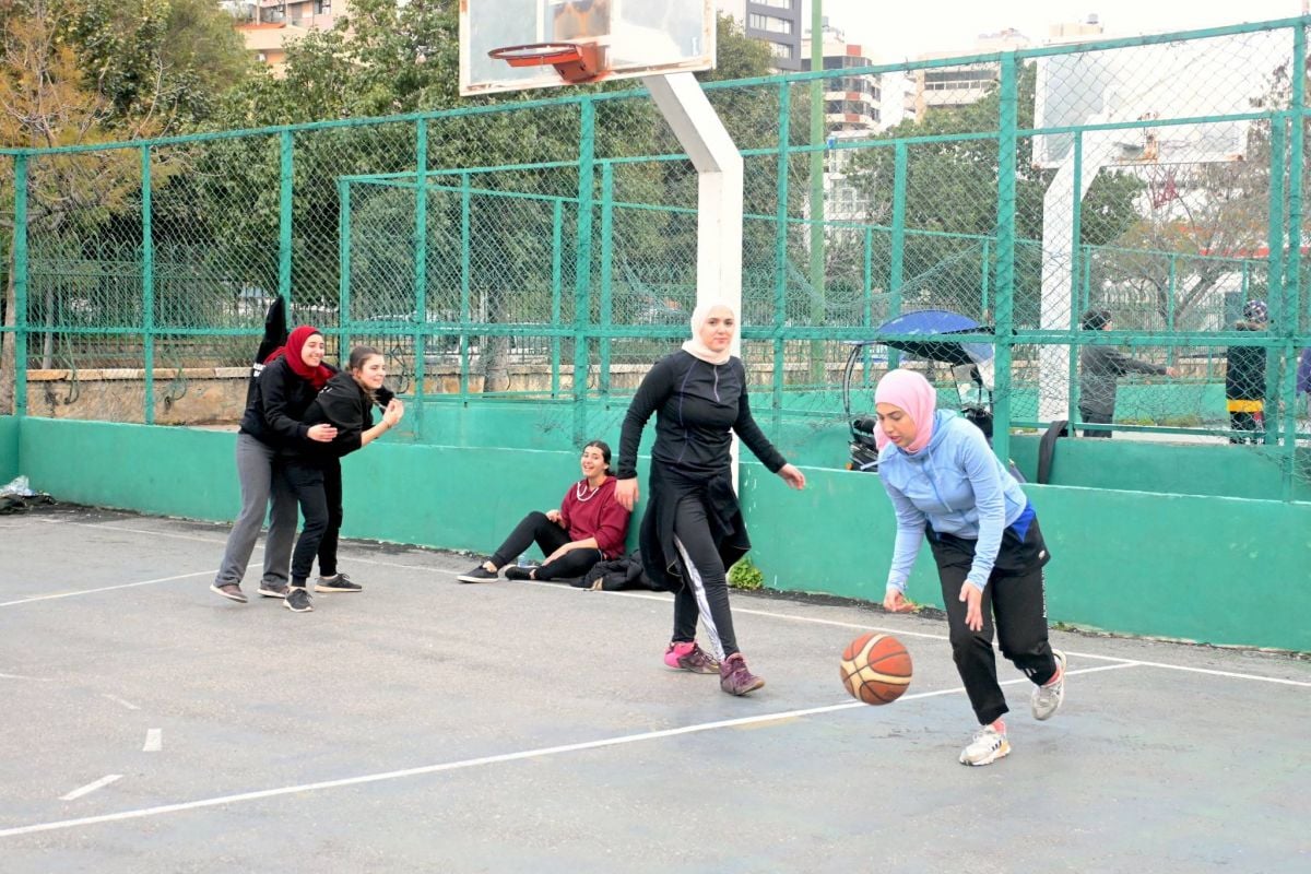'Basket beats borders': how an all-girls basketball team in Shatila shatters stereotypes and empowers a new generation 'Basket beats borders': how an all-girls basketball team in Shatila shatters stereotypes and empowers a new generation