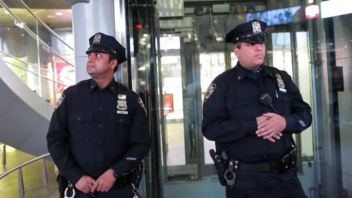 Deux blessés dans une attaque au couteau au Musée d'art moderne de New York