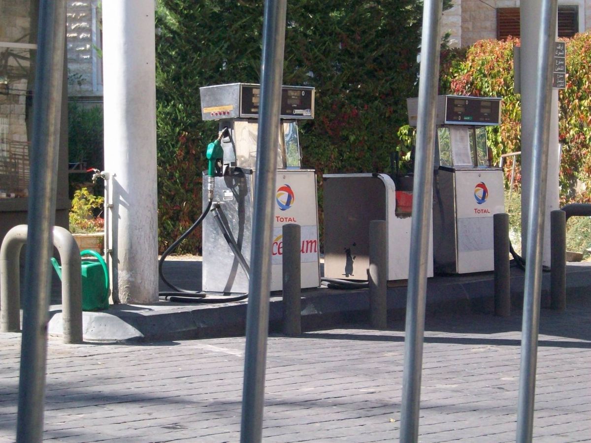 Les prix des carburants en forte hausse et les distributeurs en grève Les prix des carburants en forte hausse et les distributeurs en grève