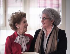 Anissa Helou et sa mère Loris qui lui a confié ses meilleures recettes libanaises. Photo Joao Sousa