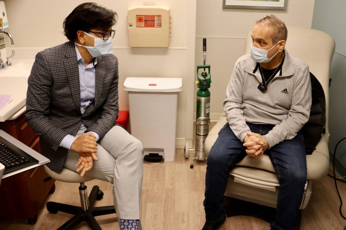 Albert Khoury, un homme atteint d'un cancer terminal des poumons sauvé par une double greffe