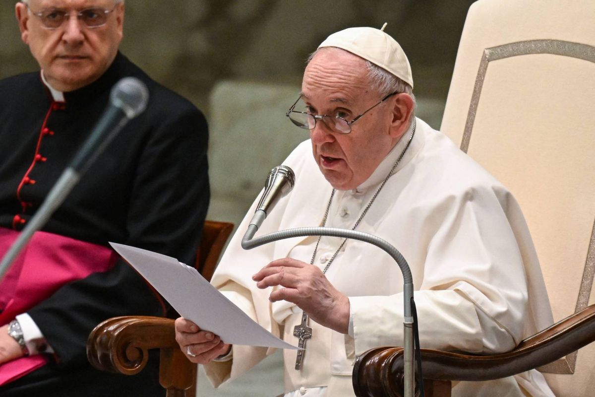 Le pape présente ses 