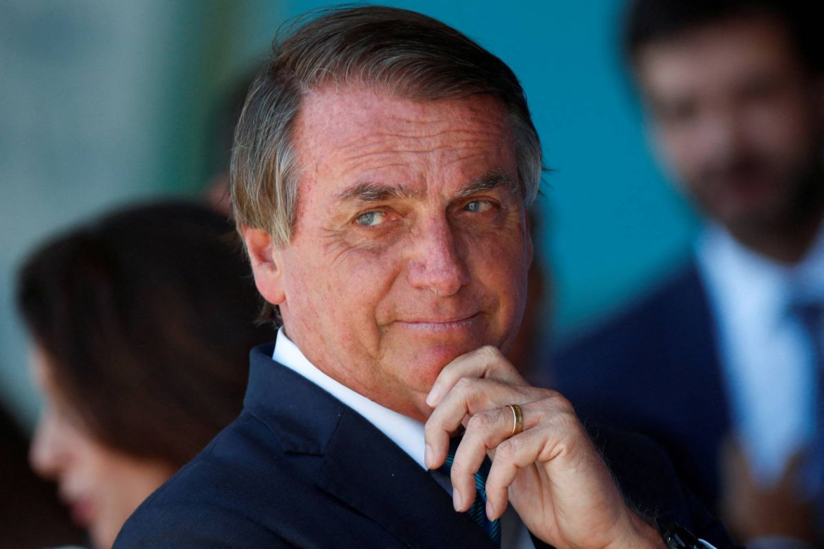 Brève hospitalisation pour le président Bolsonaro