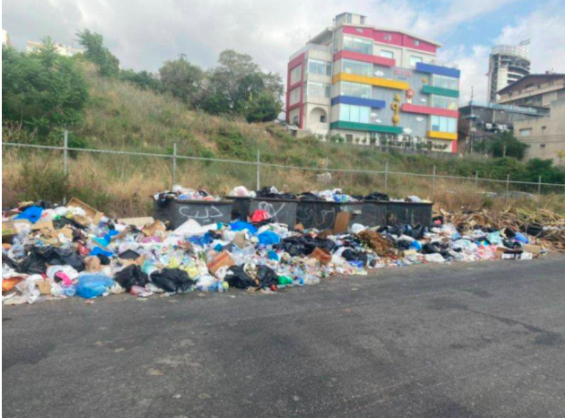 City Blu strike responsible for trash pile-up on Beirut streets City Blu strike responsible for trash pile-up on Beirut streets