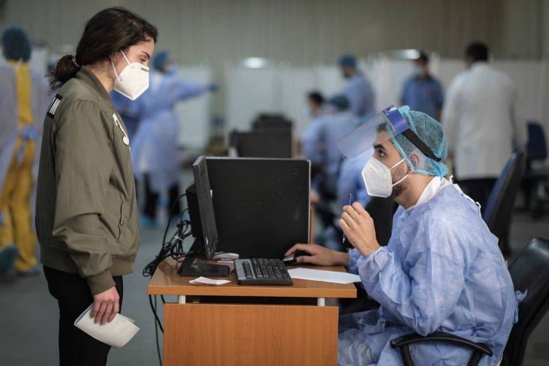 Un peu plus de 200 contaminations et 3 décès en 24h