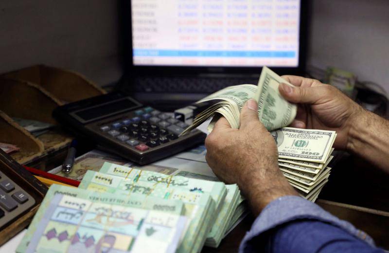 Le dollar à plus de 25 000 livres, en dépit de l’accord préliminaire avec le FMI