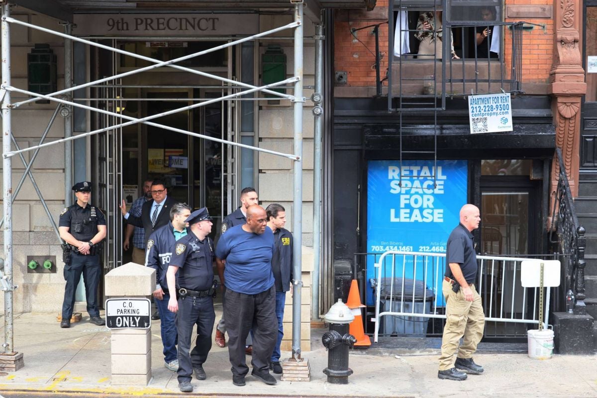 Le tireur du métro new-yorkais arrêté et inculpé d’« acte terroriste »